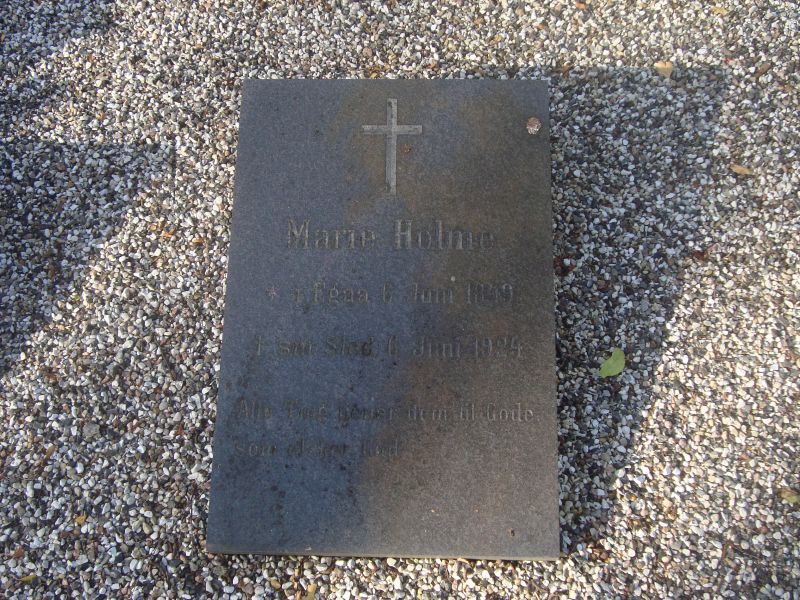 Marie Holme.JPG